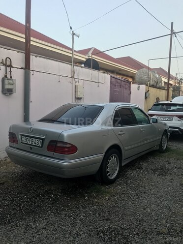 Mercedes E 230 1996, 245,678 km - 2.3 l - Bakı