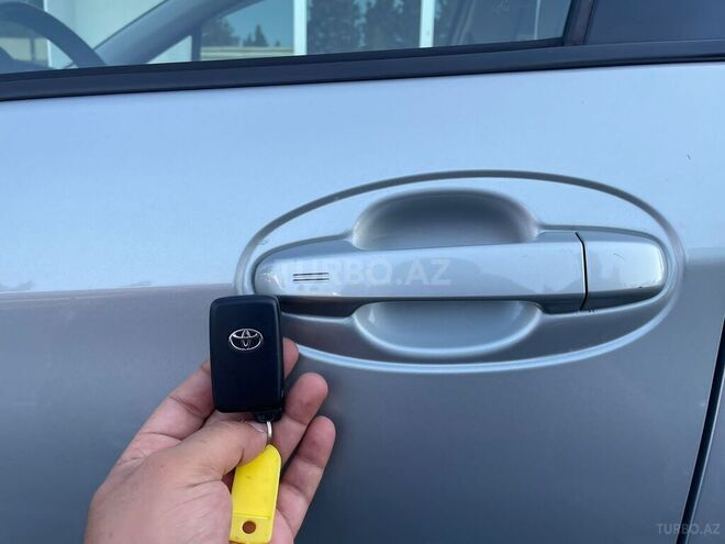 Toyota Vitz 2011, 90,895 km - 1.3 l - Bakı
