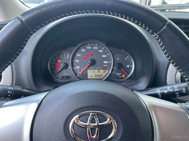 Toyota Vitz 2011, 90,895 km - 1.3 l - Bakı