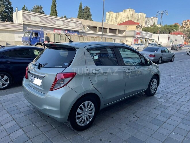 Toyota Vitz 2011, 90,895 km - 1.3 l - Bakı