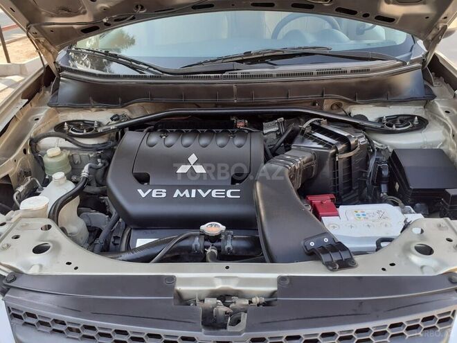 Mitsubishi Outlander 2007, 186,979 km - 3.0 l - Bakı