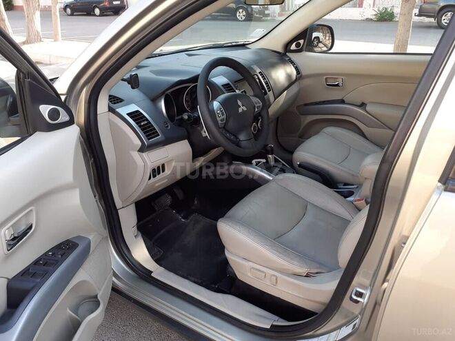 Mitsubishi Outlander 2007, 186,979 km - 3.0 l - Bakı