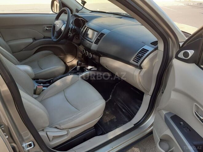 Mitsubishi Outlander 2007, 186,979 km - 3.0 l - Bakı