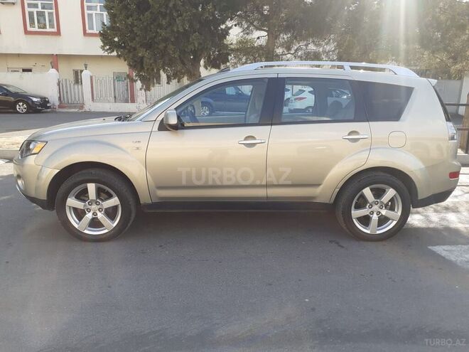 Mitsubishi Outlander 2007, 186,979 km - 3.0 l - Bakı