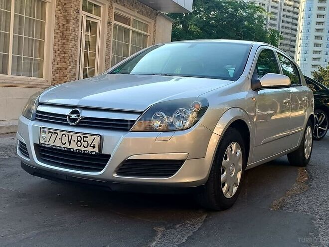 Opel Astra 2004, 220,000 km - 1.4 l - Bakı