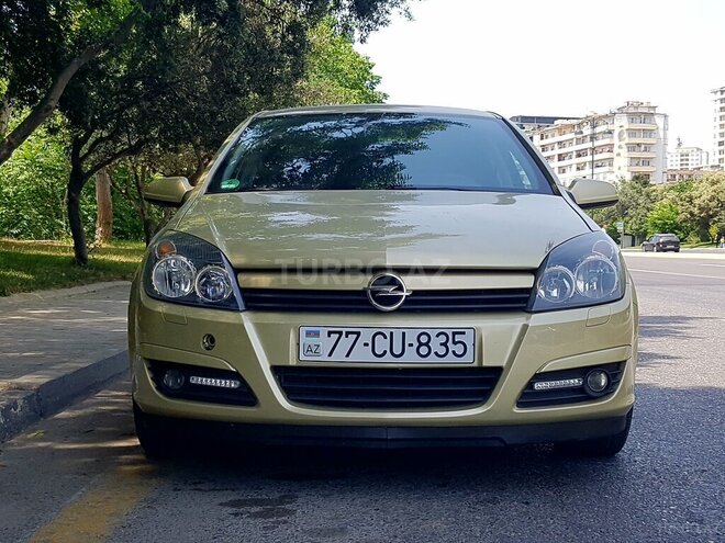 Opel Astra 2004, 252,000 km - 1.4 л - Bakı