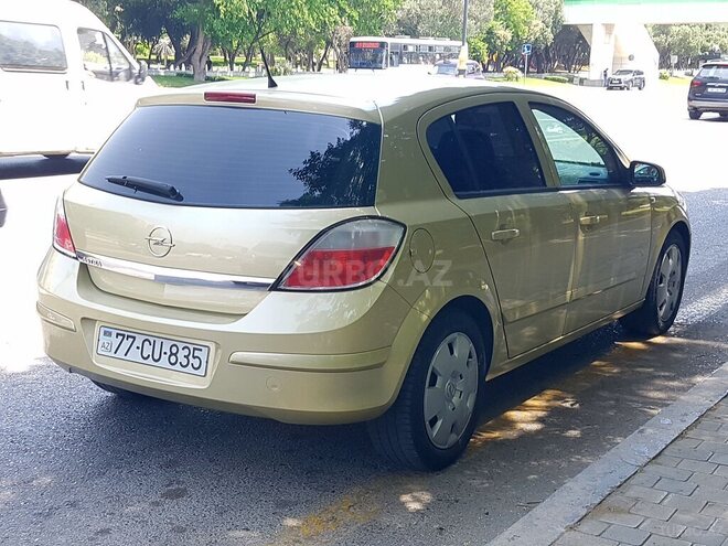 Opel Astra 2004, 252,000 km - 1.4 л - Bakı