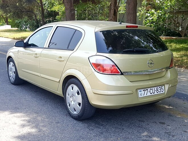 Opel Astra 2004, 252,000 km - 1.4 л - Bakı