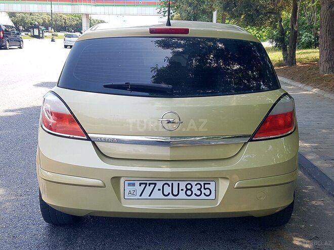 Opel Astra 2004, 252,000 km - 1.4 л - Bakı