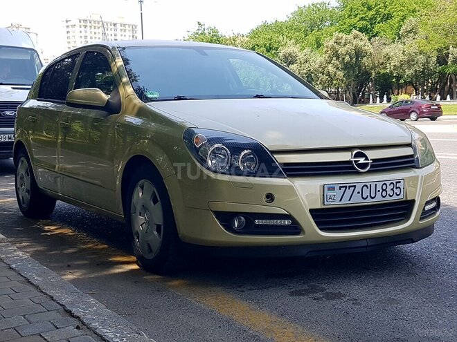 Opel Astra 2004, 252,000 km - 1.4 л - Bakı
