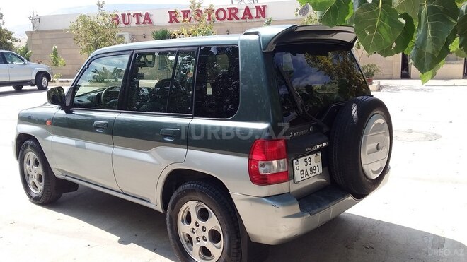 Mitsubishi Pajero io 2001, 250,000 km - 2.0 l - Sumqayıt