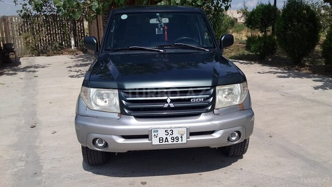 Mitsubishi Pajero io 2001, 250,000 km - 2.0 l - Sumqayıt