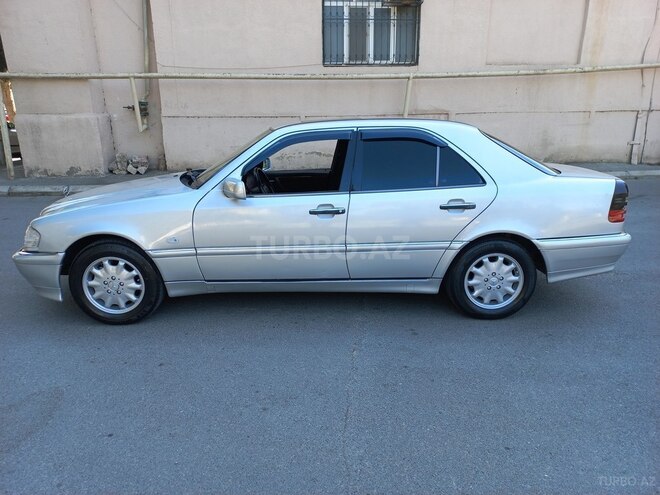Mercedes C 180 1999, 280,000 km - 1.8 l - Bakı