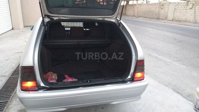 Mercedes C 220 1998, 286,260 km - 2.2 l - Bakı