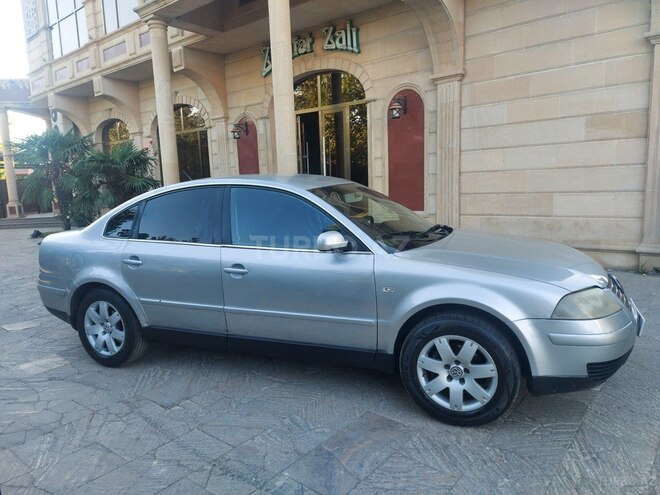 Volkswagen Passat 2001, 340,000 km - 2.0 л - Sumqayıt