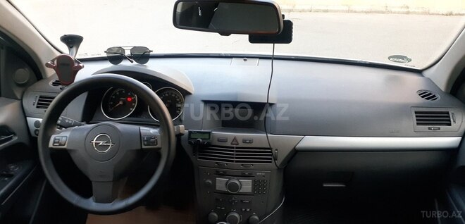 Opel Astra 2006, 176,600 km - 1.4 l - Bakı