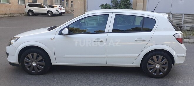 Opel Astra 2006, 176,600 km - 1.4 l - Bakı