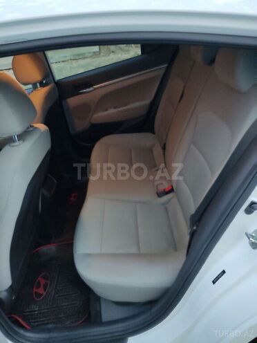 Hyundai Elantra 2017, 160,000 km - 2.0 л - Bakı
