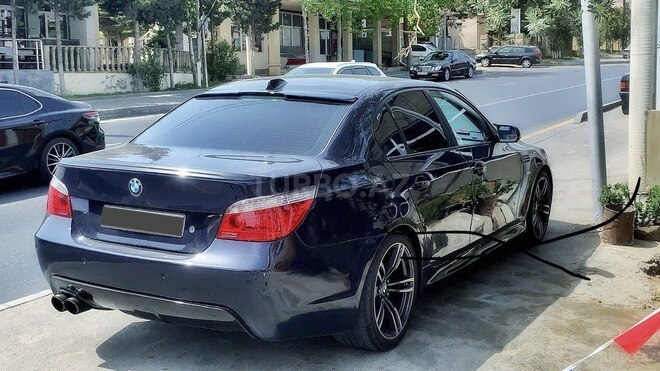 BMW 530 2004, 210,000 km - 3.0 л - Bakı