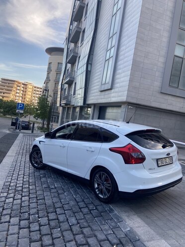Ford Focus 2013, 211,000 km - 1.6 l - Bakı