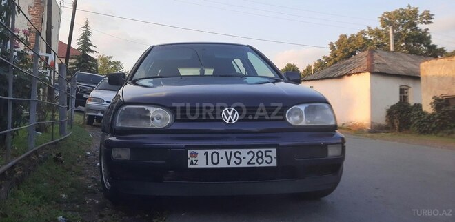 Volkswagen Golf 1995, 164,897 km - 2.0 л - Balakən