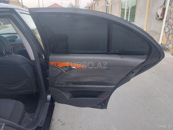 Mercedes E 220 2002, 418,211 km - 2.2 l - Bakı