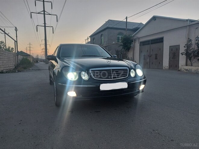 Mercedes E 220 2002, 418,211 km - 2.2 l - Bakı