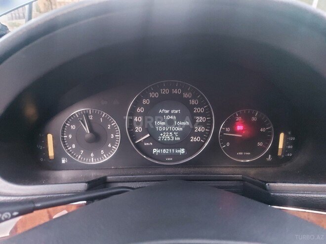 Mercedes E 220 2002, 418,211 km - 2.2 l - Bakı