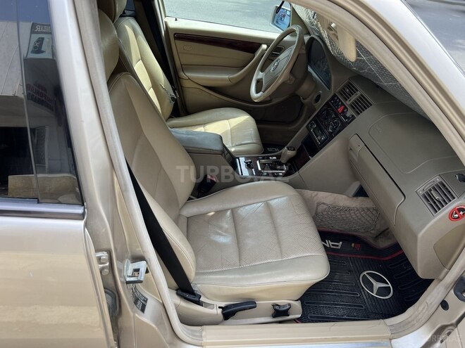 Mercedes C 180 2000, 270,562 km - 1.8 л - Bakı