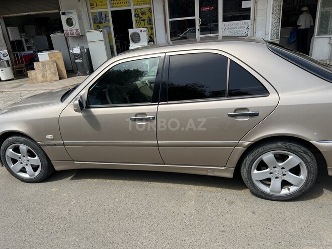 Mercedes C 180 2000, 270,562 km - 1.8 л - Bakı