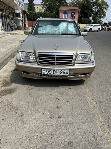 Mercedes C 180 2000, 270,562 km - 1.8 л - Bakı