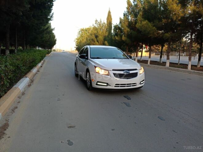 Chevrolet Cruze 2014, 300,100 km - 1.4 l - Şirvan