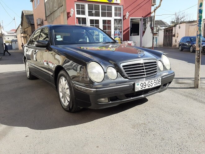 Mercedes E 220 2002, 375,000 km - 2.2 l - Bakı