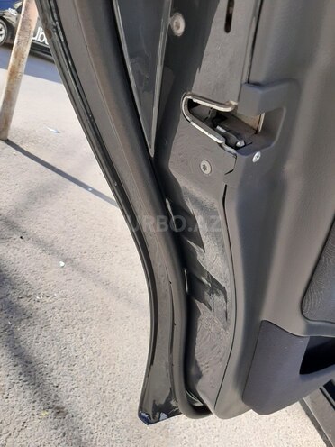 Mercedes E 220 2002, 375,000 km - 2.2 l - Bakı