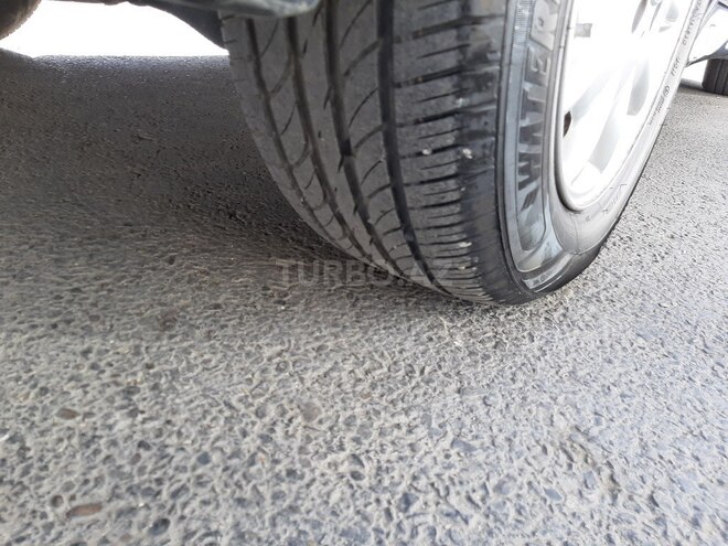 Mercedes E 220 2002, 375,000 km - 2.2 l - Bakı