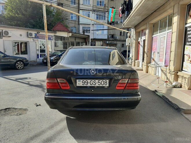 Mercedes E 220 2002, 375,000 km - 2.2 l - Bakı