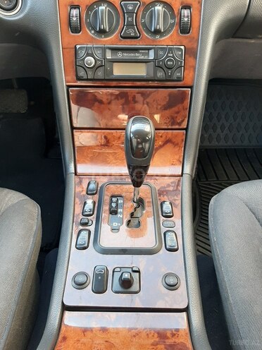 Mercedes E 220 2002, 375,000 km - 2.2 l - Bakı