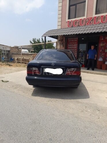 Mercedes E 220 1999, 588,000 km - 2.2 l - Xırdalan