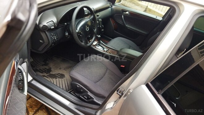 Mercedes C 240 2000, 220,580 km - 2.4 l - Gəncə