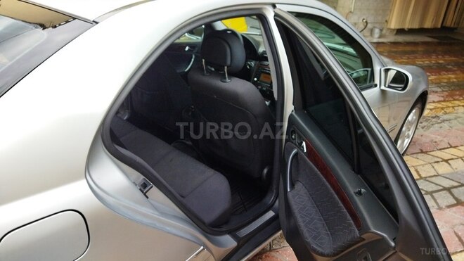 Mercedes C 240 2000, 220,580 km - 2.4 l - Gəncə