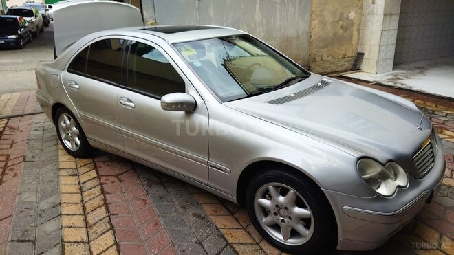 Mercedes C 240 2000, 220,580 km - 2.4 l - Gəncə