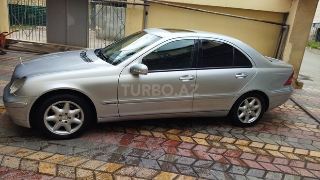 Mercedes C 240 2000, 220,580 km - 2.4 l - Gəncə