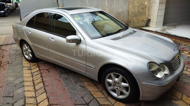 Mercedes C 240 2000, 220,580 km - 2.4 l - Gəncə
