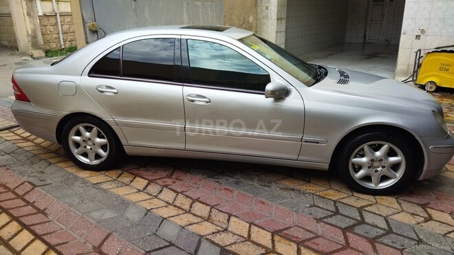 Mercedes C 240 2000, 220,580 km - 2.4 l - Gəncə