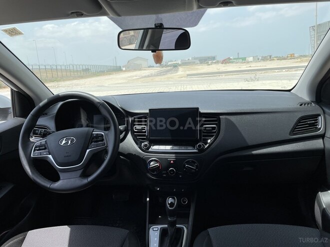 Hyundai Accent 2021, 35,000 km - 1.6 l - Bakı