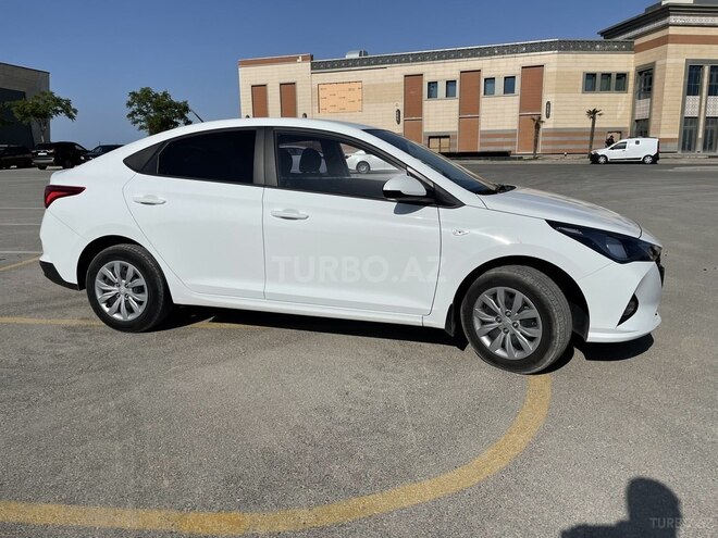 Hyundai Accent 2021, 35,000 km - 1.6 l - Bakı