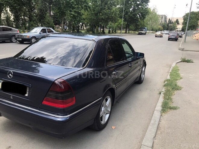 Mercedes C 240 2000, 370,000 km - 2.4 l - Mingəçevir