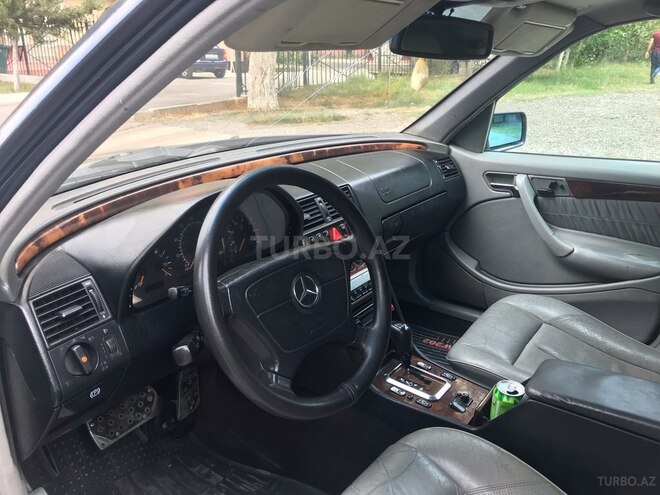 Mercedes C 240 2000, 370,000 km - 2.4 l - Mingəçevir
