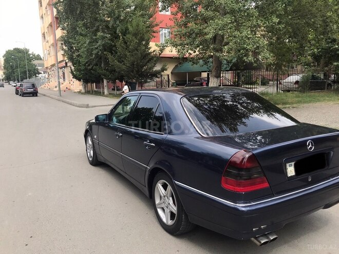 Mercedes C 240 2000, 370,000 km - 2.4 l - Mingəçevir