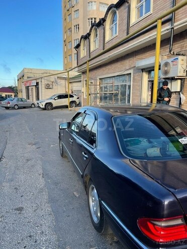 Mercedes E 200 1998, 378,000 km - 2.0 l - Bakı